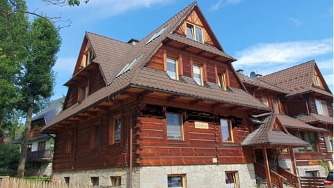 Property building, Day