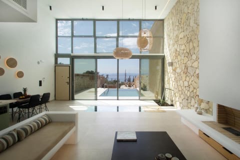 View (from property/room), Living room, Dining area, Pool view, Sea view