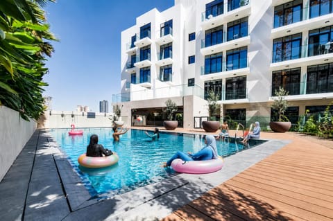 Property building, Swimming pool