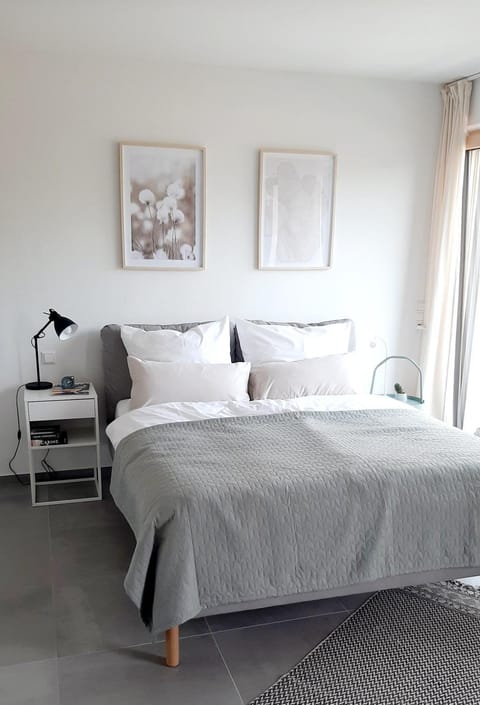Living room, Bedroom