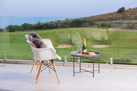 Paradise Views - Pezula Golf est House in Knysna