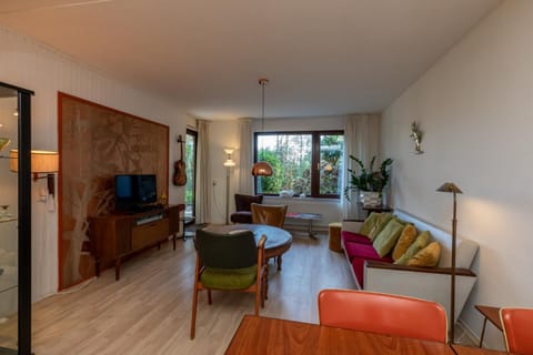 Welcome in - Appartement met zonnige tuin - Kievitenlaan 1 - Veere 'Nescio' Apartment in Kamperland