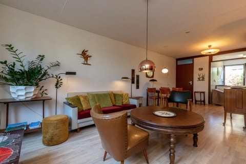 Welcome in - Appartement met zonnige tuin - Kievitenlaan 1 - Veere 'Nescio' Apartment in Kamperland