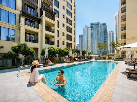 Property building, Swimming pool