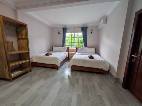 Bed, Photo of the whole room, Bedroom, towels, wardrobe