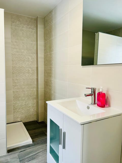 Grand studio Huelin Apartment in Malaga