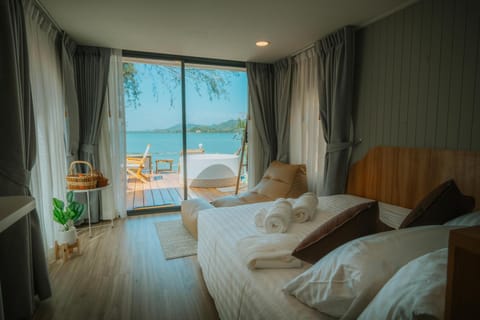 Bed, Bedroom, Sea view