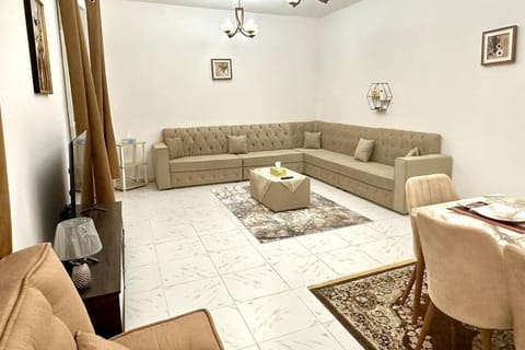 شقة في الشارقة Apartment in Al Sharjah