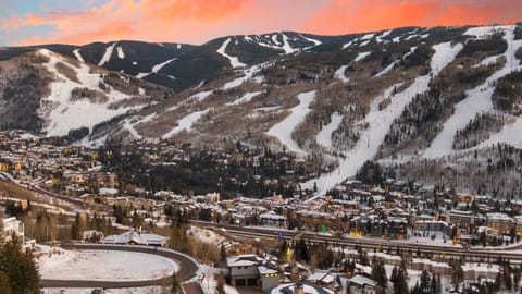 Forever View Retreat House in Vail