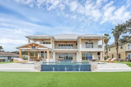 Infinity Pool Paradise I Luxe Waterfront Living House in Edgewater