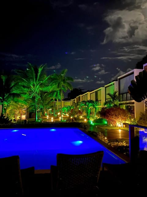 Night, Pool view