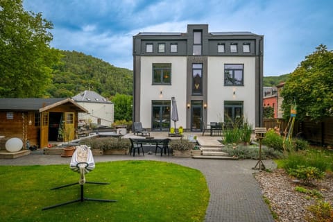 Gîte La Vieille Ferme Chaudfontaine et son jacuzzi House in Liège