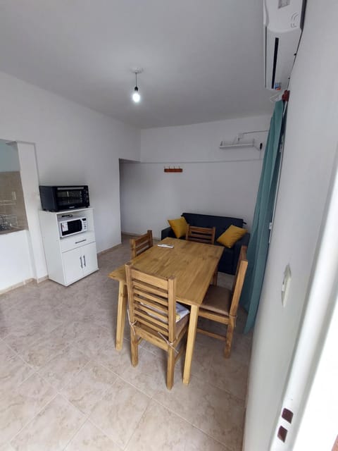 TV and multimedia, Living room, Dining area, minibar, pet friendly, air conditioner