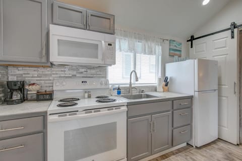 Mermaid Cottage 1-bedroom beach cottage House in Grayland