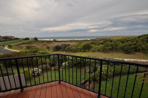 Beach, Location