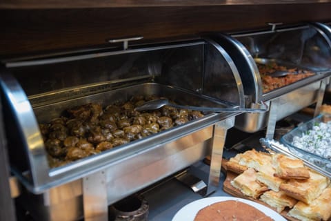 Restaurant/places to eat, Food, Buffet breakfast