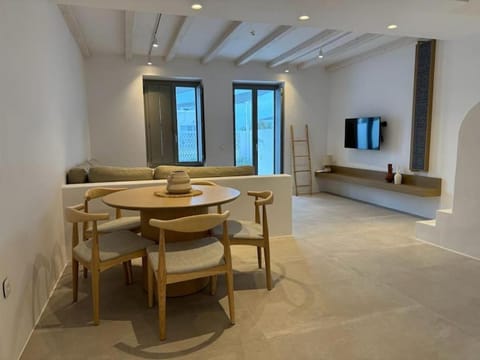 Vivant Naousa Residence 3 House in Naousa