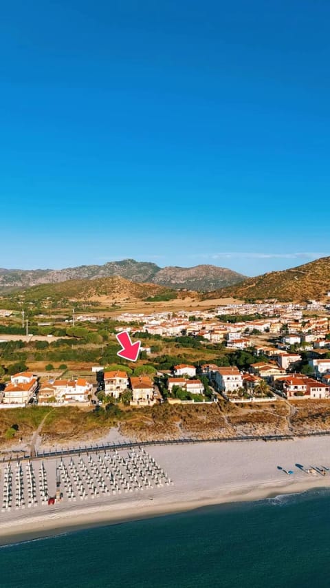 Luna Apartment- Fronte Mare Apartment in La Caletta