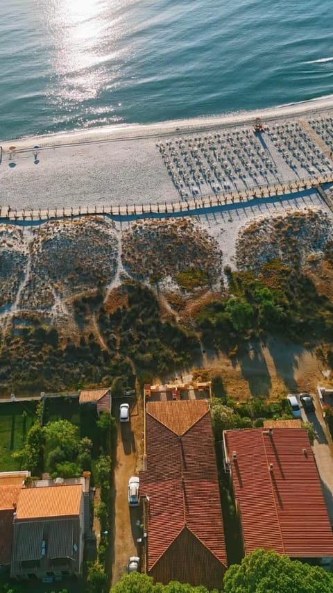 Luna Apartment- Fronte Mare Apartment in La Caletta