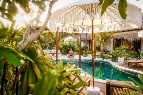 Swimming pool