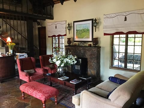 Communal lounge/ TV room, Lobby or reception, Lounge or bar