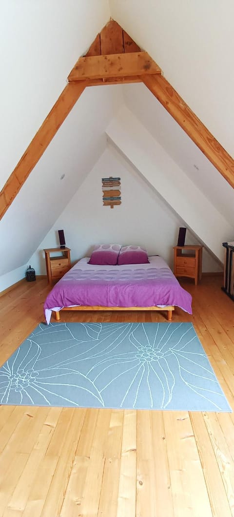 La Clef des Champs, gîte à la ferme au pied des vignes, Finistère sud ! House in Douarnenez