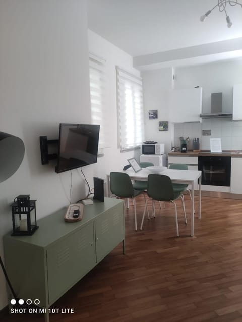 amaRE Apartment in Reggio Emilia