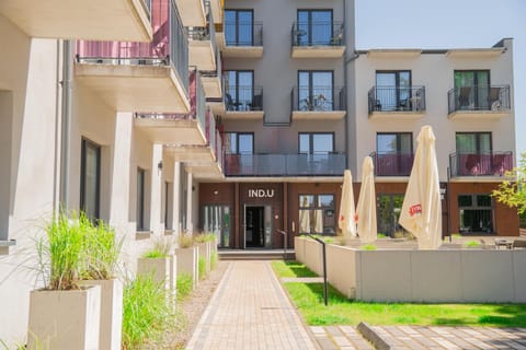 Property building, Day