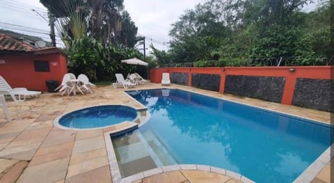 Garden view, Pool view, Swimming pool, sunbed