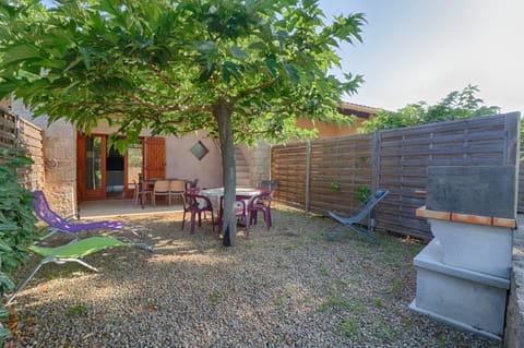 Garden, Balcony/Terrace