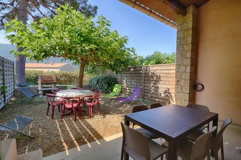 Patio, Garden