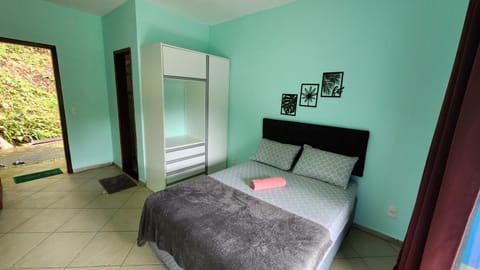 Sítio do Sossego House in Cachoeiras de Macacu