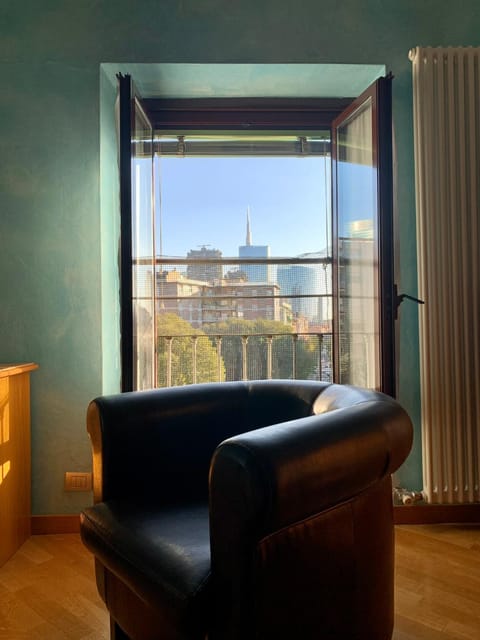 City view, City view, Landmark view, Landmark view