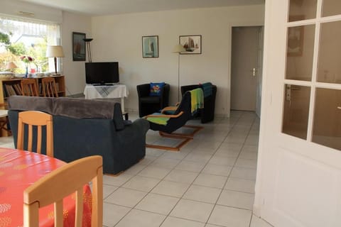 602 - A ERQUY, jolie maison avec un grand jardin de 700m2 proche des plages sauvages Villa in Brittany