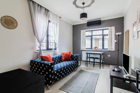 Property building, Living room