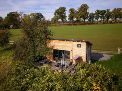 Property building, Day, Natural landscape, Garden, Garden view