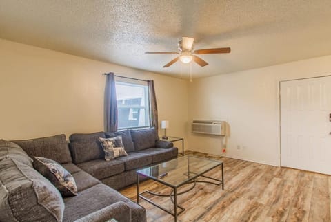 A bedroom in close proximity to Fort Sill Apartment in Lawton