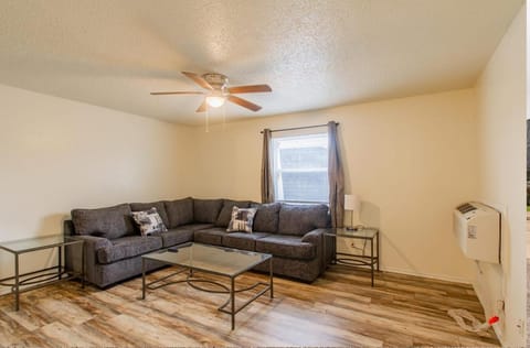 A bedroom in close proximity to Fort Sill Apartment in Lawton