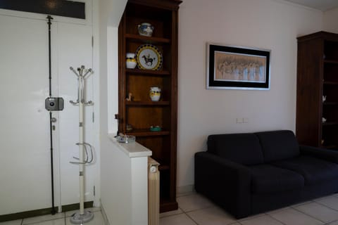 Communal lounge/ TV room, Living room, Seating area