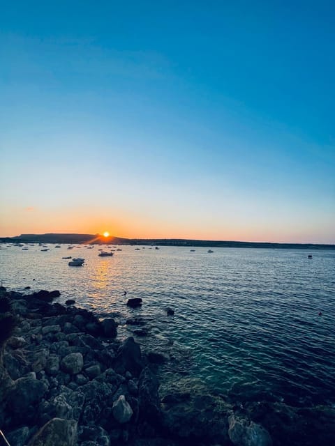Nearby landmark, Natural landscape, View (from property/room), Beach, Sea view, Sunset
