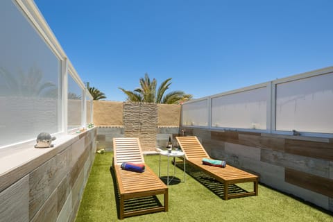 Off site, Balcony/Terrace, sunbed