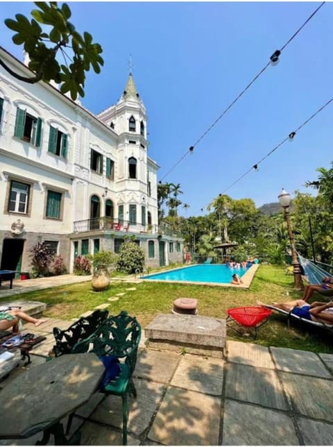 Castelo dos Tucanos Host Hostel in Santa Teresa