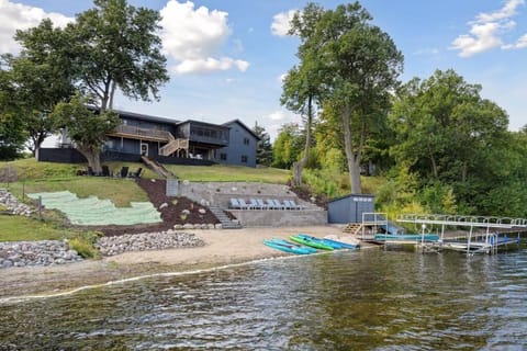 Luxury Cowdry Cottage Lake Home House in Alexandria