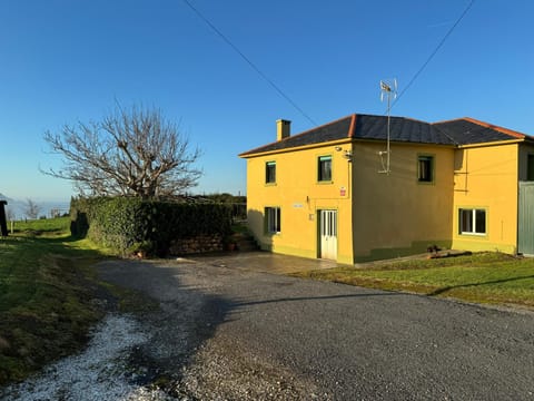 Property building, Natural landscape, Landmark view