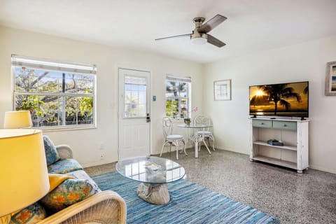 Beach Quarters #6 House in Gulfport