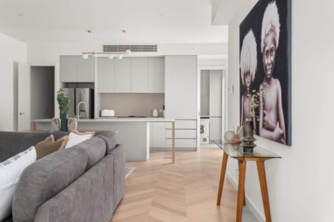 Kitchen or kitchenette, Living room, Seating area
