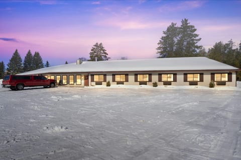 Boulder Junction Motor Lodge Apartment in Boulder Junction