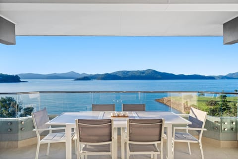 View (from property/room), View (from property/room), Balcony/Terrace, Dining area, Sea view, Sea view