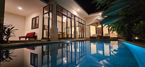 Pool view, Swimming pool