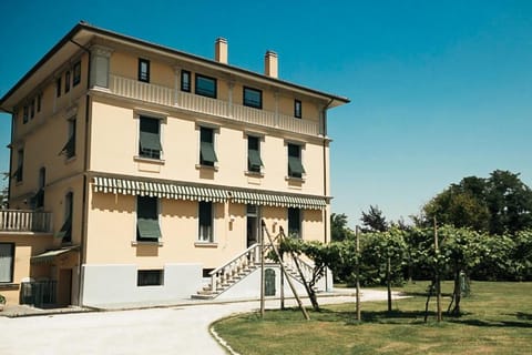 Property building, Garden, Garden view